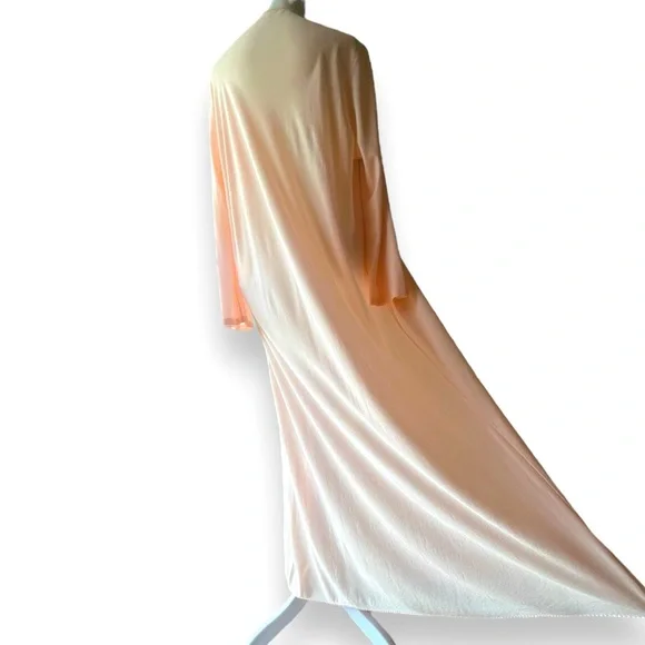 VTG Peachy Pink Retro Floral Embroidery Button Neck Bell Sleeve Nightgown | S - Picture 4 of 8